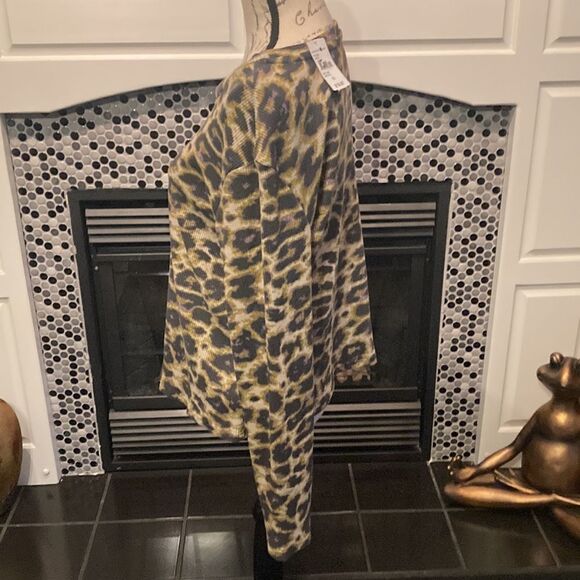 RDI leopard print cropped long John shirt NWT, size XL - Picture 2 of 7